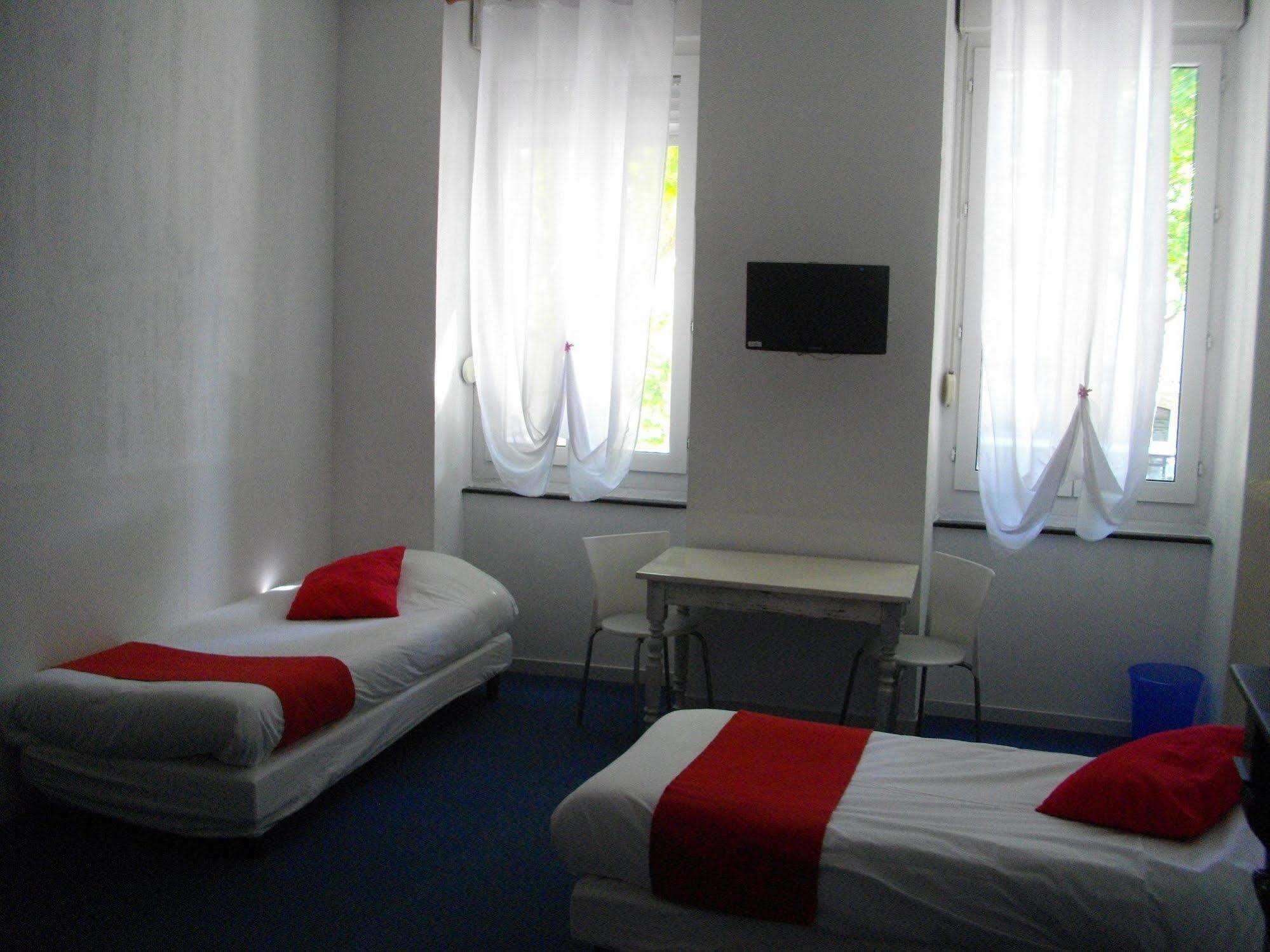 Hotel Central Carcassonne Dış mekan fotoğraf